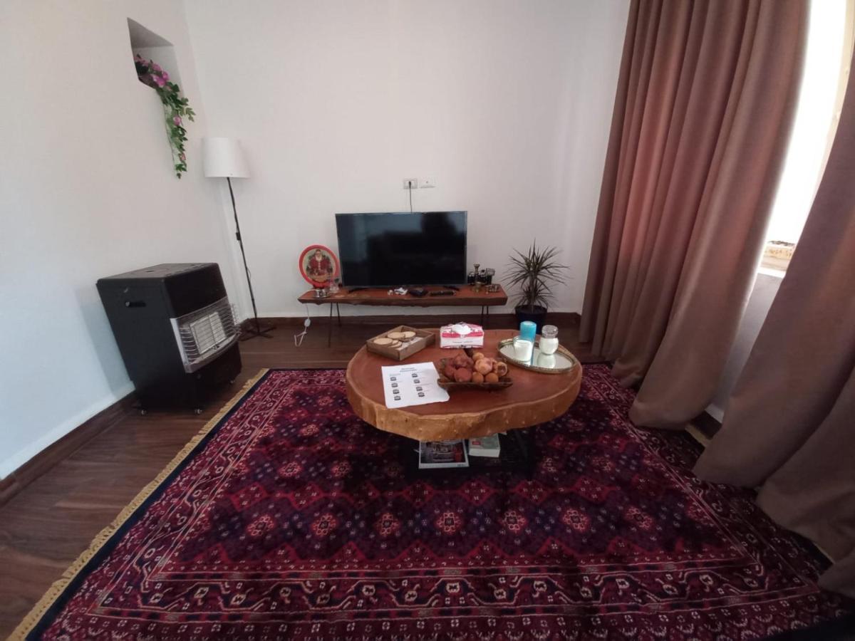 Karrain Villa - Vintage Soul - International Guests-Non-Jordanian Madaba Exterior foto